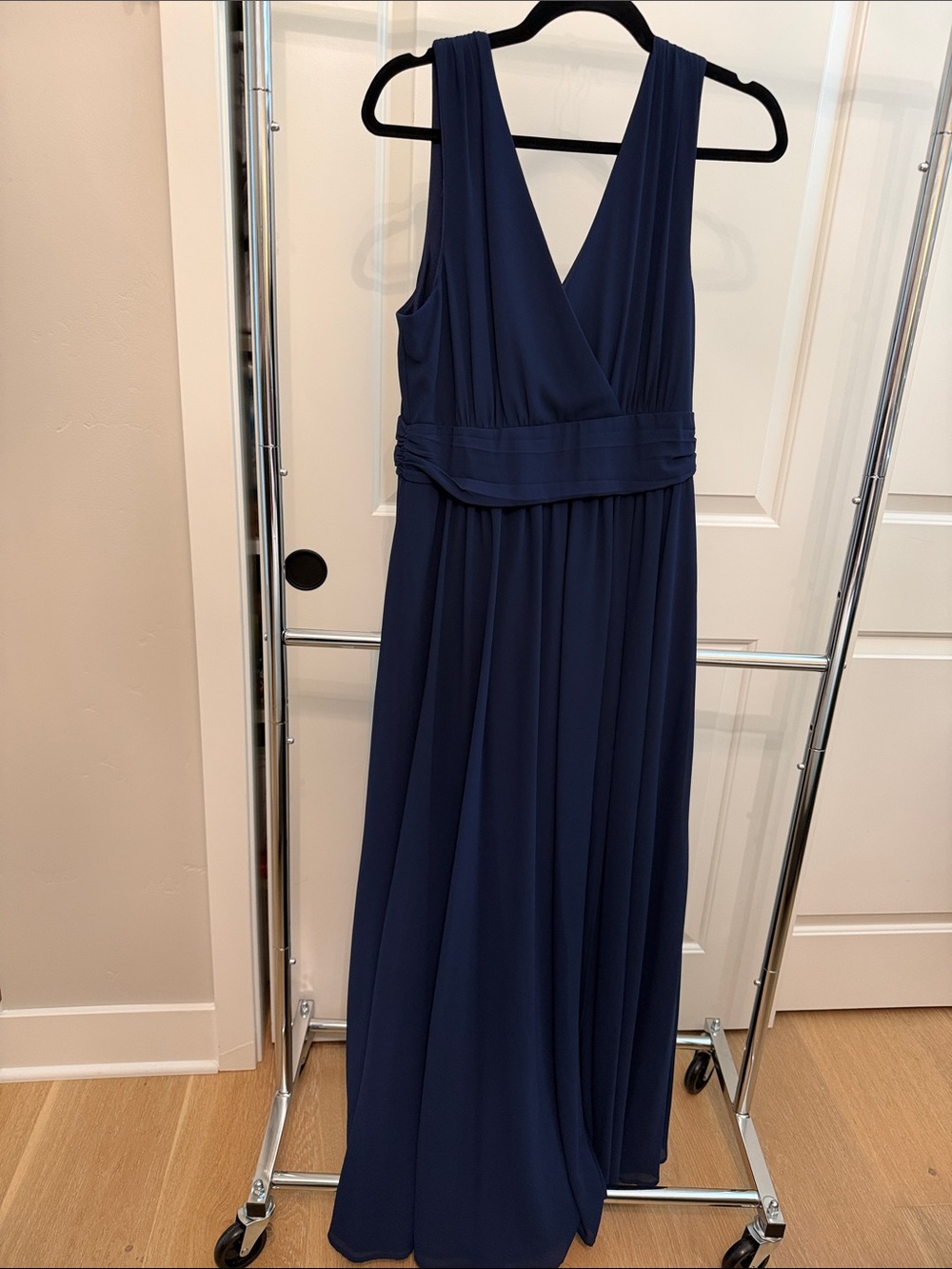Elegant Navy V-Neck Women’s Formal Maxi Dress